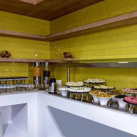 Days & By Wyndham Esenyurt Istanbul