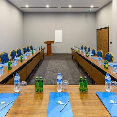 Days & By Wyndham Esenyurt Aparthotel 5*