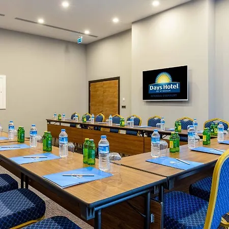 Days & By Wyndham Esenyurt Aparthotel
