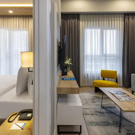 Days & By Wyndham Esenyurt 호텔