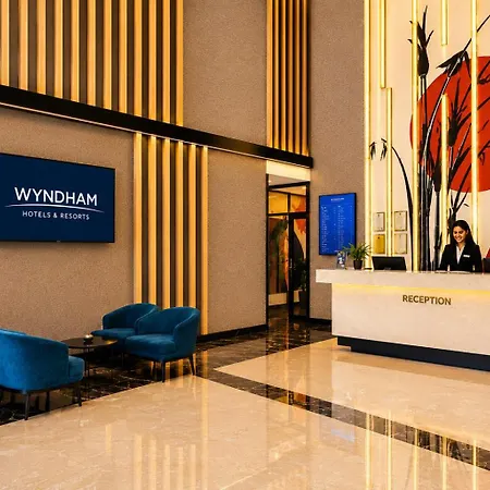 Days & By Wyndham Aparthotel