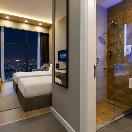 Days & By Wyndham 5* Istanbul