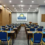 Days & By Wyndham Esenyurt 5* Istanboel